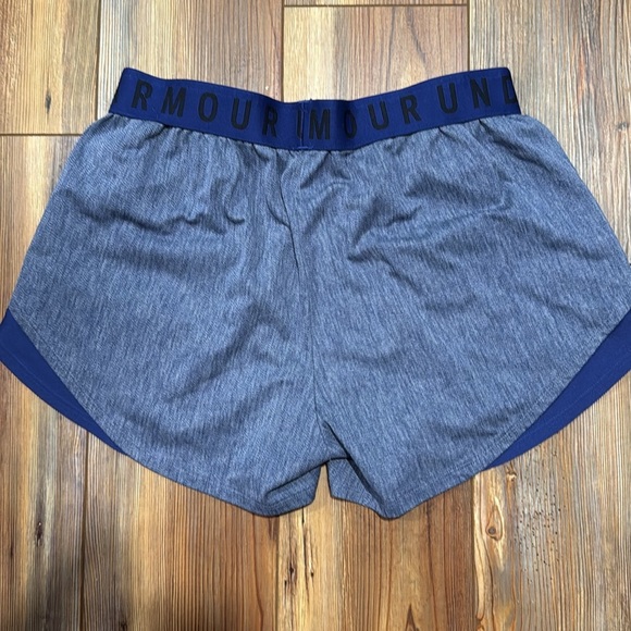 Under Armour Women's Play Up 3.0 Shorts Blue with pockets Size S - Picture 2 of 3